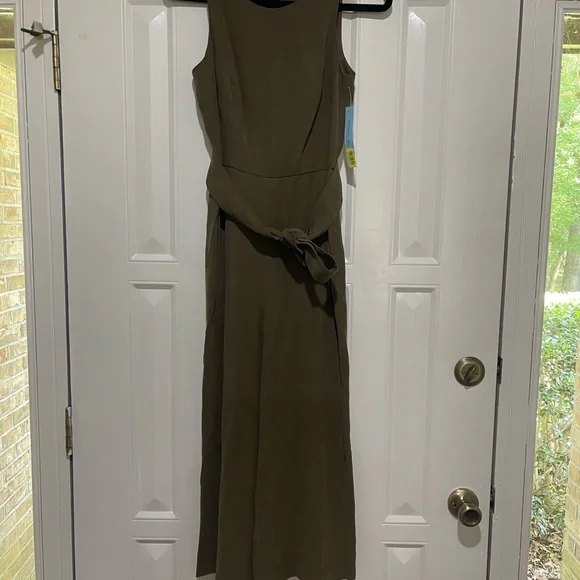 NWT Antonio Melani Wallis Jumpsuit Olive - Picture 2 of 4